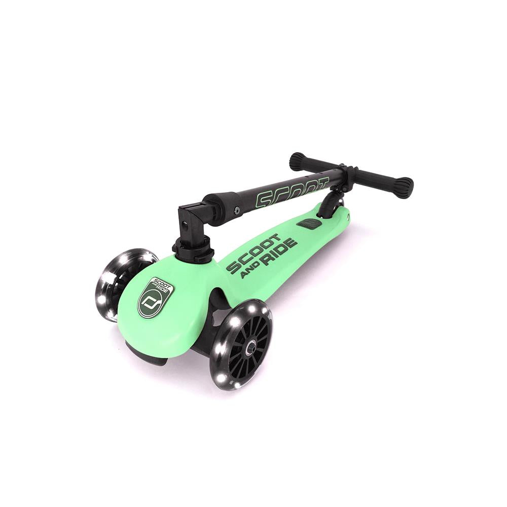 Scoot & Ride Highwaykick 3 LED Scooter, kiwi - Kinderroller, ab 3 Jahren