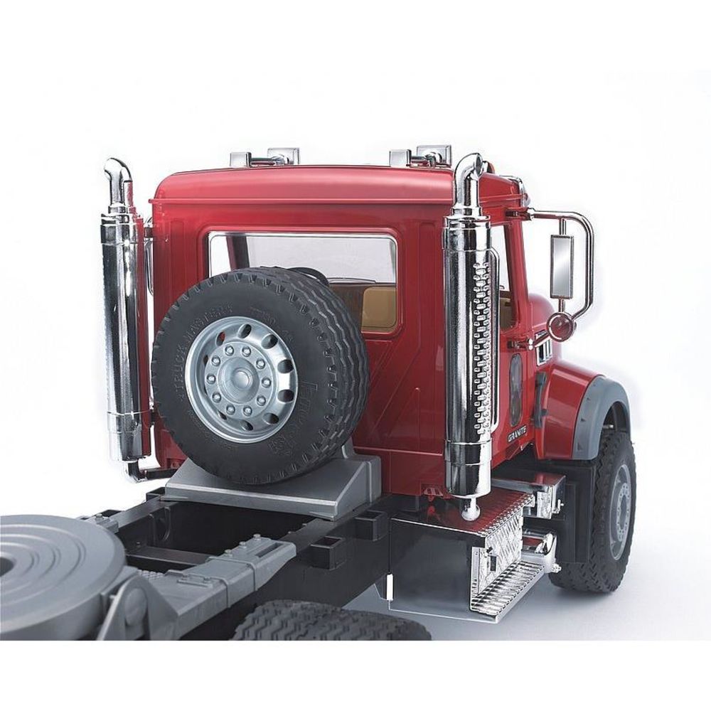 Bruder 02813 - MACK Granite LKW mit Tieflader und JCB 4CX Baggerlader, 1:16