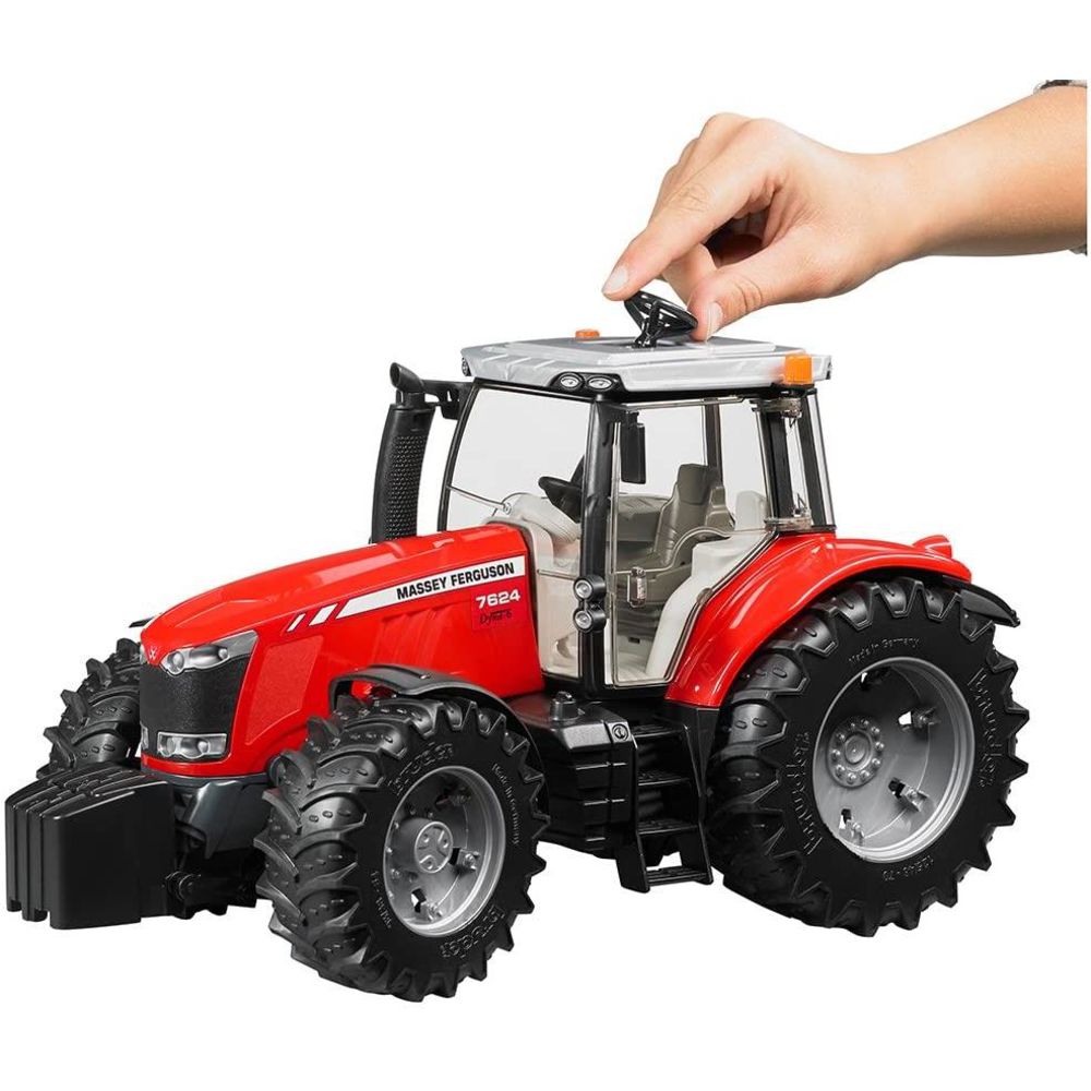 Bruder 03046 - Massey Ferguson 7600